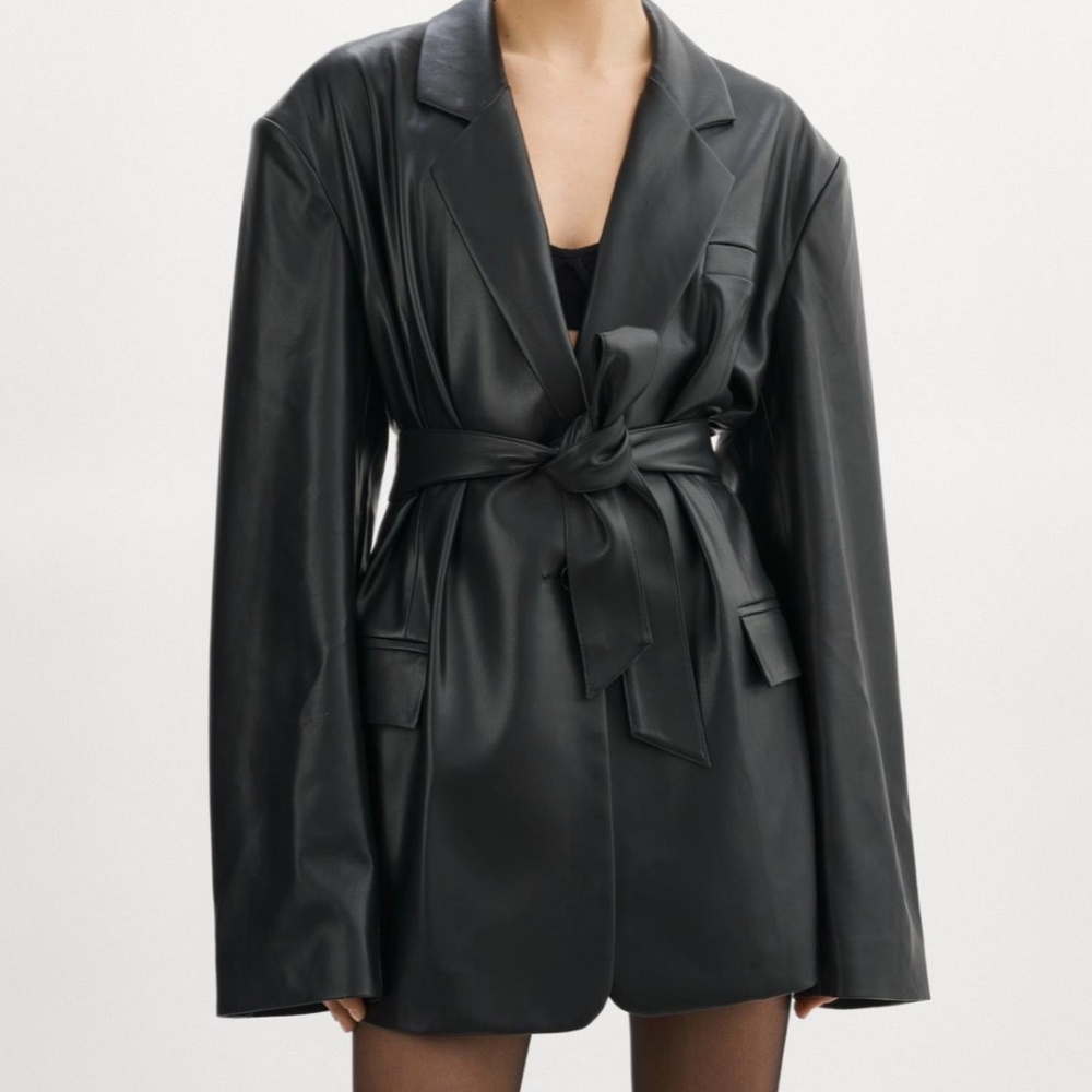 NWT LAMARQUE Faux Leather Oversized Blazer Black